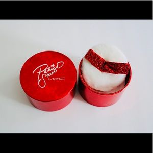 Patrick Starr x MAC setting Powder